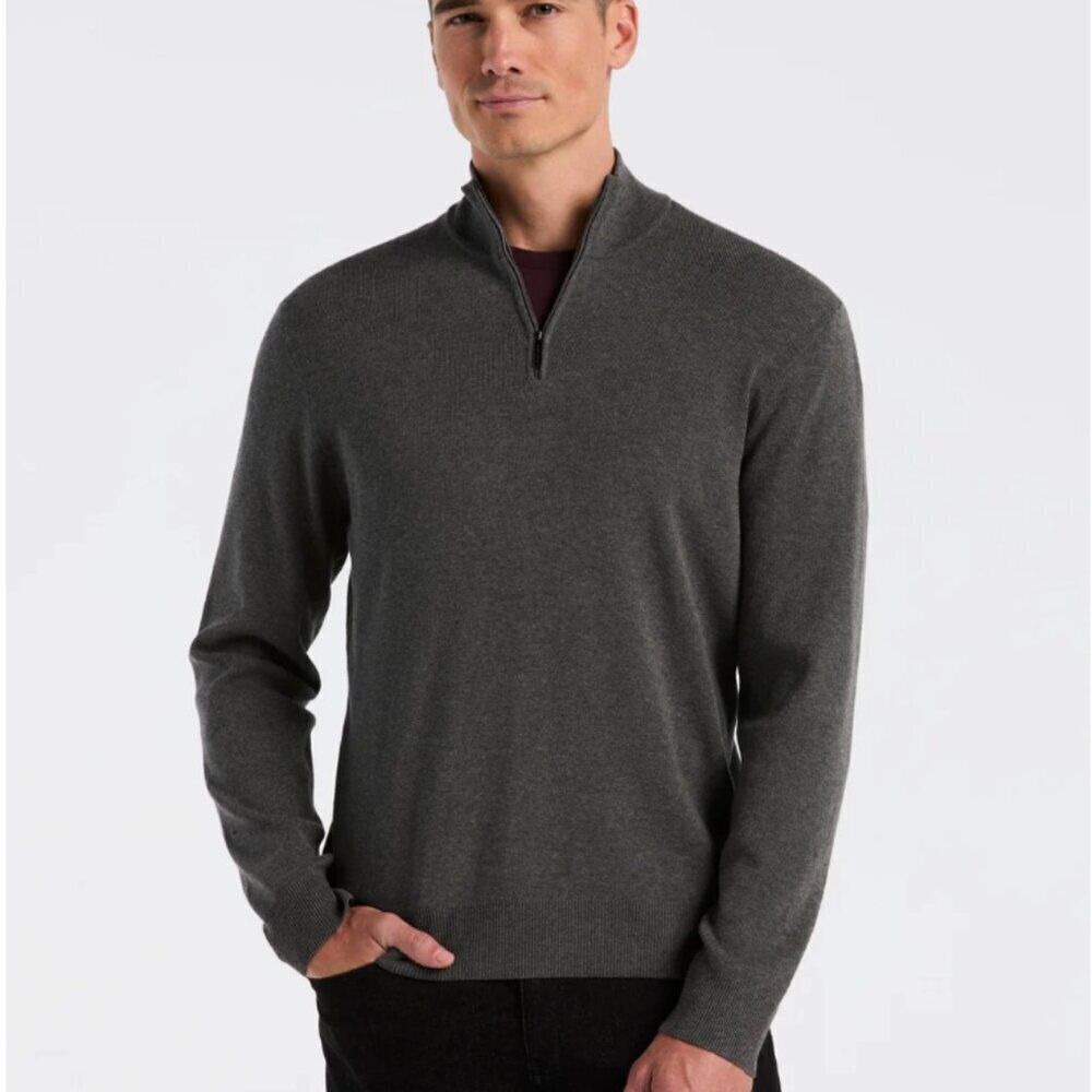 Perry Ellis Navy Sweater Size Large mock neck features a quarter zip